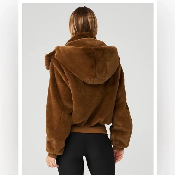 Alo Yoga Faux Fur Foxy Jacket - Picture 1 of 3